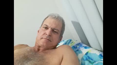 Snapshot of ricardo_brasil chatting on October 27, 1:09 am ricardo_brasil online show from October 27, 1:09 am