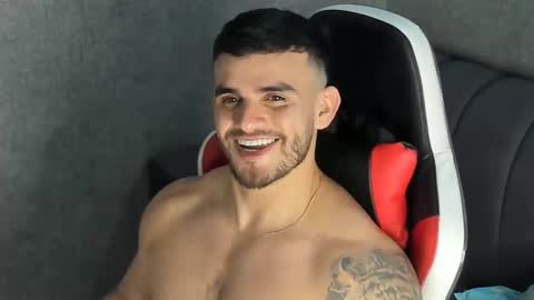 Snapshot of ricardogonzalez666 chatting on January 11, 3:23 am ricardogonzalez666 online show from January 11, 3:23 am