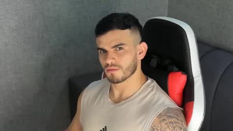 Snapshot of ricardogonzalez666 chatting on January 26, 5:55 pm ricardogonzalez666 online show from January 26, 5:55 pm