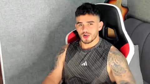 Snapshot of ricardogonzalez666 chatting on November 5, 6:41 pm ricardogonzalez666 online show from November 5, 6:41 pm