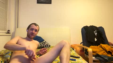 Snapshot of ricciardio chatting on March 3, 8:32 pm ricciardio online show from March 3, 8:32 pm