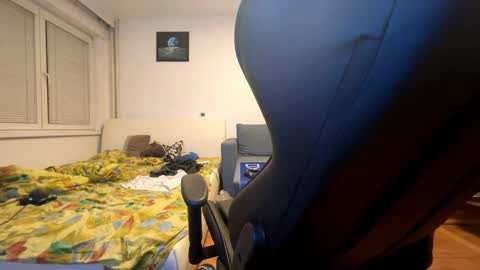 Snapshot of ricciardio chatting on November 26, 5:47 pm ricciardio online show from November 26, 5:47 pm