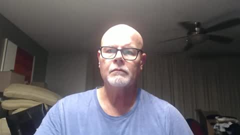 rich32937 online show from April 8, 8:14 am