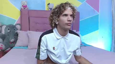 rich and kitty  online show from February 5, 2:29 am