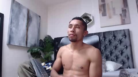 Snapshot of richar_voller chatting on January 7, 2:30 pm richar_voller online show from January 7, 2:30 pm