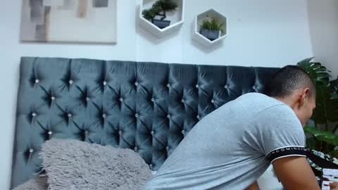 Snapshot of richar_voller chatting on February 1, 2:24 pm richar_voller online show from February 1, 2:24 pm