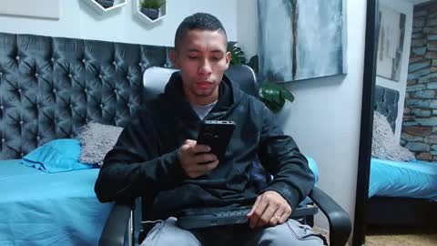 Snapshot of richar_voller chatting on February 27, 11:10 am richar_voller online show from February 27, 11:10 am