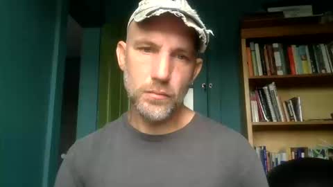 Snapshot of richheader chatting on October 15, 1:44 pm richheader online show from October 15, 1:44 pm