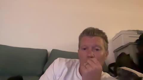 richiee3891 online show from May 15, 9:55 pm