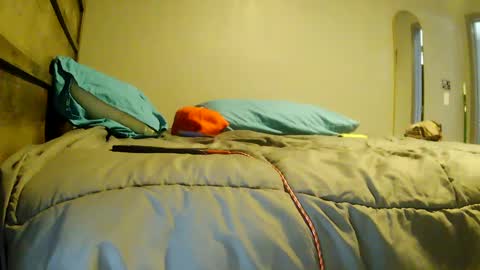 Snapshot of richierich813 chatting on October 6, 12:19 am richierich813 online show from October 6, 12:19 am