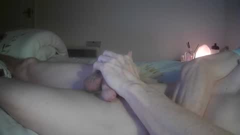 richj392507 online show from December 27, 7:40 am