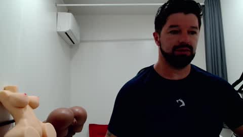 Snapshot of richrolland chatting on December 3, 7:49 am Rickseduction online show from December 3, 7:49 am