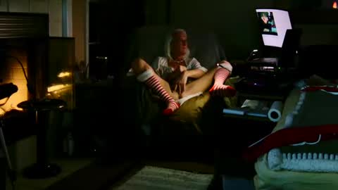 Snapshot of ricks4fun chatting on December 25, 8:51 am PINK HOLE TWINK online show from December 25, 8:51 am