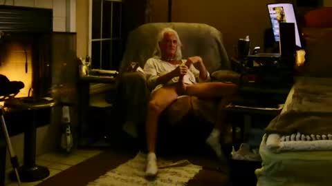 Snapshot of ricks4fun chatting on October 12, 11:48 pm PINK HOLE TWINK online show from October 12, 11:48 pm