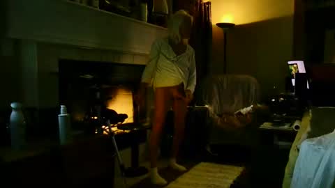 PINK HOLE TWINK online show from December 4, 8:12 am