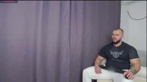 rickymiami1 online show from December 18, 7:31 pm