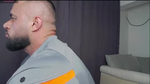 rickymiami1 online show from April 23, 6:32 pm