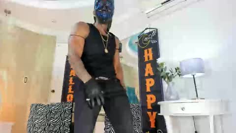 Snapshot of ricobrown777 chatting on October 7, 4:42 am RicoBrowm online show from October 7, 4:42 am