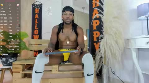 Snapshot of ricobrown777 chatting on October 27, 3:43 am RicoBrowm online show from October 27, 3:43 am