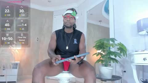 Snapshot of ricobrown777 chatting on November 3, 4:14 am RicoBrowm online show from November 3, 4:14 am