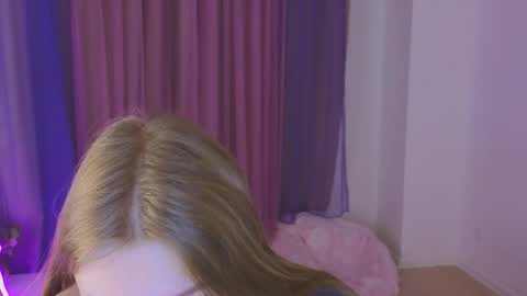 Snapshot of riinaaa chatting on October 15, 9:04 pm Rina online show from October 15, 9:04 pm