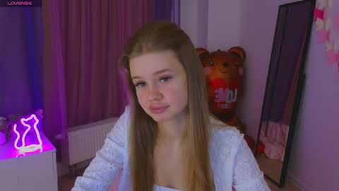 Rina online show from April 2, 8:50 pm