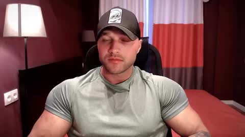 Snapshot of rikadler chatting on November 9, 10:02 am rikadler online show from November 9, 10:02 am