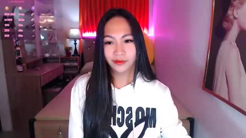 Snapshot of rileymillerx chatting on January 5, 4:59 pm Riley online show from January 5, 4:59 pm