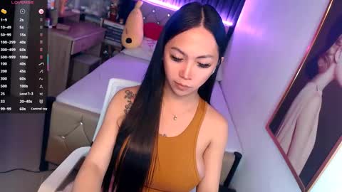 Snapshot of rileymillerx chatting on January 30, 12:18 am Riley online show from January 30, 12:18 am