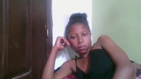 Snapshot of rinah654271 chatting on February 3, 6:40 am rinah654271 online show from February 3, 6:40 am