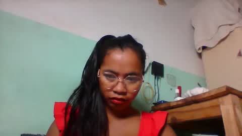 rinah856024 online show from April 28, 4:17 am