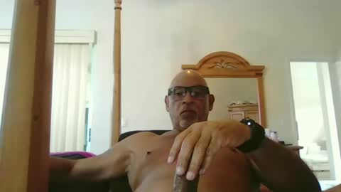 Snapshot of rionel chatting on November 4, 6:51 pm RioNel online show from November 4, 6:51 pm