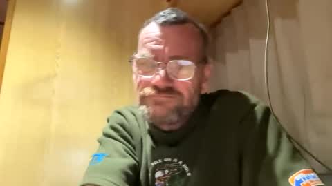 Snapshot of riplittleman1 chatting on October 2, 11:17 am riplittleman1 online show from October 2, 11:17 am