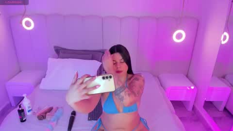 Riri Candy online show from October 12, 3:38 am