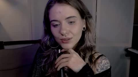 risha_laass online show from December 6, 7:45 pm