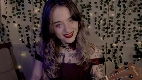 risha_laass online show from February 14, 8:15 pm