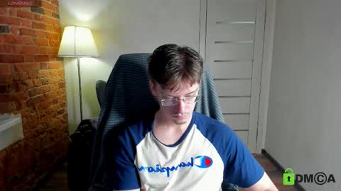 Snapshot of rishu_ chatting on December 14, 12:43 pm VAnitas online show from December 14, 12:43 pm