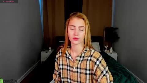 Snapshot of ritaflux chatting on February 16, 2:18 am RitaFlux online show from February 16, 2:18 am