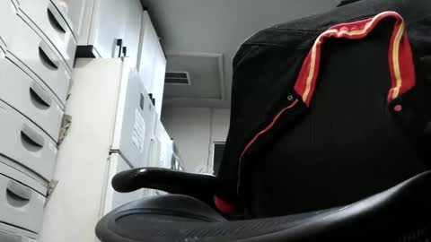 rlcock1 online show from January 9, 8:50 am