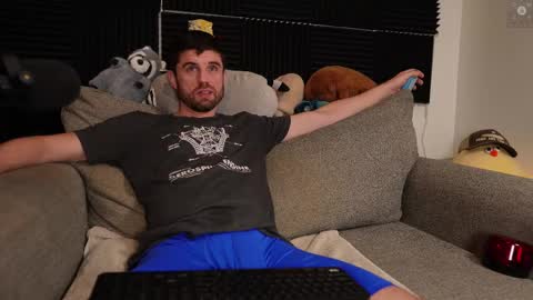 Ryan aka KeylimeRy online show from November 17, 9:04 am