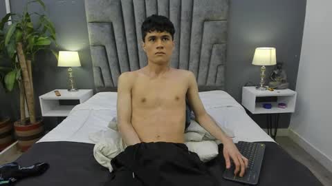 Roan Birkin online show from February 1, 10:34 pm