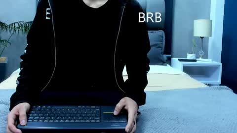 Roan Birkin online show from February 1, 7:12 pm