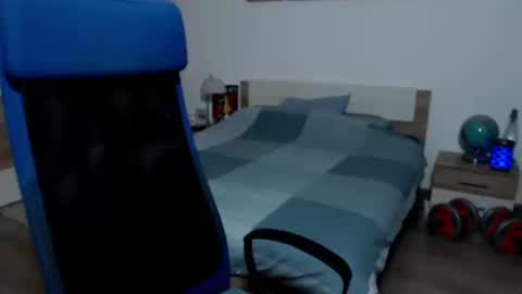 robbyshawz online show from March 12, 7:36 am