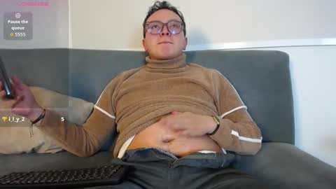 Robert online show from September 30, 2:05 am