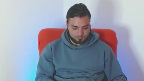 Stiven - online show from October 20, 3:34 pm