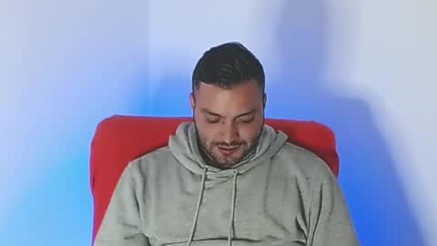 Stiven - online show from November 5, 8:03 am