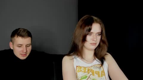 Snapshot of robert_lisa chatting on December 15, 6:15 pm Lisa and Robert i am online all days 900 am GMT3 online show from December 15, 6:15 pm