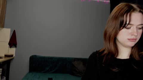 Snapshot of robert_lisa chatting on December 17, 5:04 pm Lisa and Robert i am online all days 900 am GMT3 online show from December 17, 5:04 pm