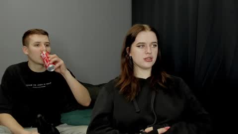 Snapshot of robert_lisa chatting on December 25, 10:50 am Lisa and Robert i am online all days 900 am GMT3 online show from December 25, 10:50 am