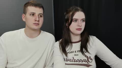 Snapshot of robert_lisa chatting on February 11, 9:20 am Lisa and Robert i am online all days 900 am GMT3 online show from February 11, 9:20 am